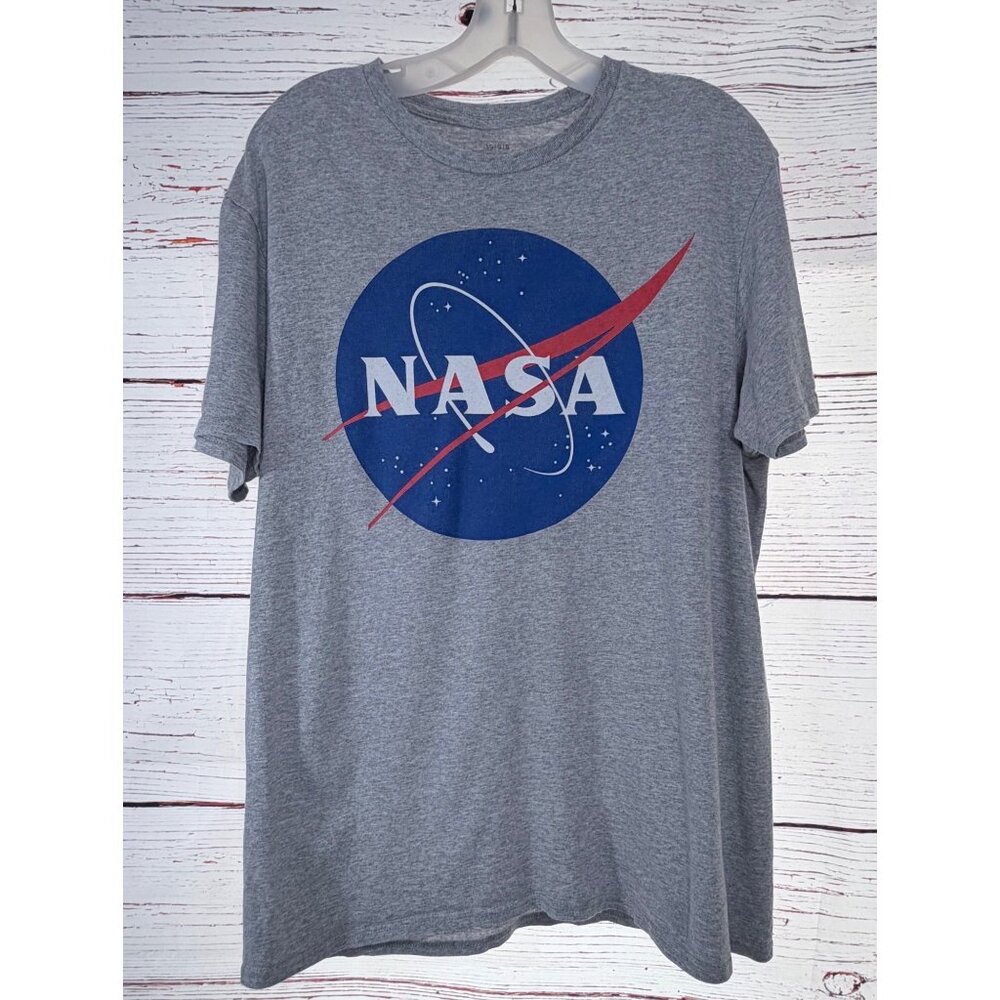 NASA Logo Gray Short Sleeve T-Shirt Size Large Unisex Cotton Blend Casual Graphi